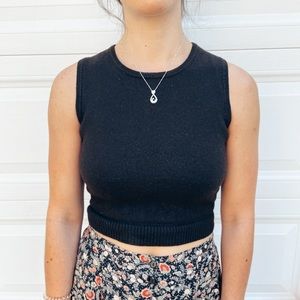 100% wool sweater vest XS-M